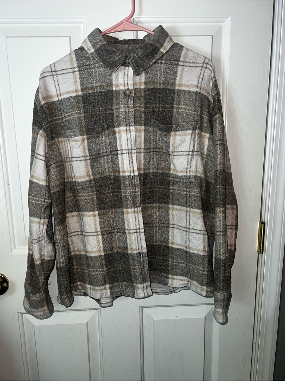 American Eagle Olive & Cream Plaid flannel Button-Up Shirt
